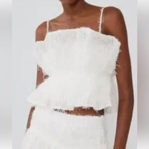 Zara White Fringe Crop Top Size Medium. E52